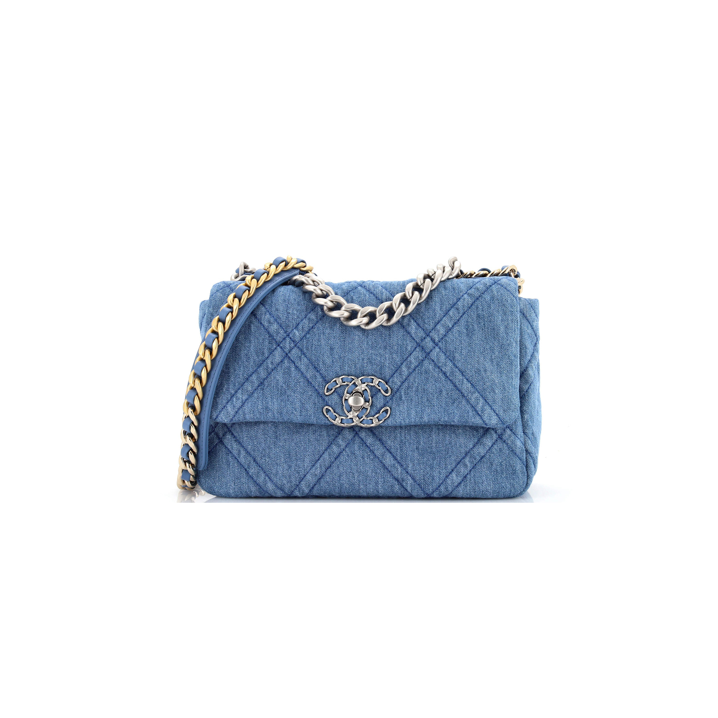 ch*el blue quilted De*1m ch*el 19 flap bag as1160 (26*16*9cm)